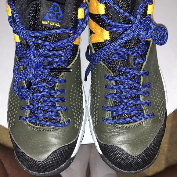 Nike shoes - Picture 6 of 7